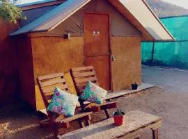 Hostel con huerta en la montaña