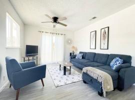 Trendy Ivy 2-bedroom Near Hospital & College，位于科灵加的酒店