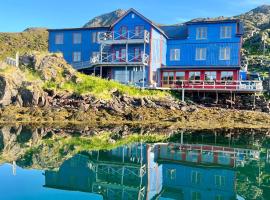 雅兰诺德卡普酒店，位于霍宁斯沃格的带停车场的酒店