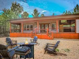 Modern Cabin with Sauna, Tub, Firepit and Views