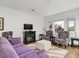 2BR Condo Urban Retreat