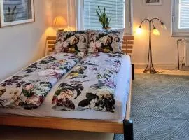 Schoenes helles Zimmer mit Bad, Nähe Bilk, Nähe Uni