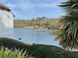 The Cottage Helford