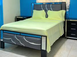 Villa Rosa，位于圣斐利-银港的酒店