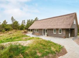 6 person holiday home in Rømø-By Traum，位于托弗图姆的酒店