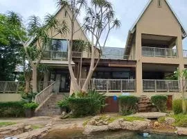 29 on St James Guest Lodge