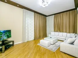 Lux Apartment View Nizami str