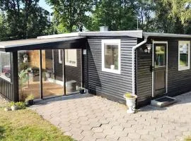 4 person holiday home in Allingåbro-By Traum