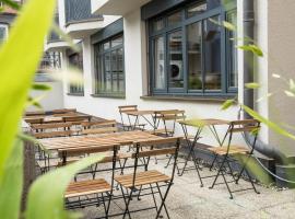 Hotel zwölf87，位于拉芬斯堡的酒店