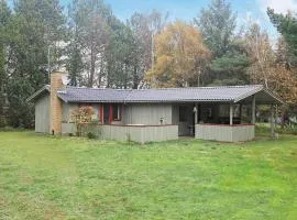 6 person holiday home in Rødby