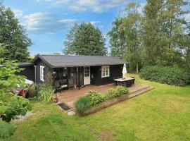6 person holiday home in Mern-By Traum