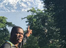 Lufo Heritage Farm - Octavian Mshiu Residence，位于Uru的酒店