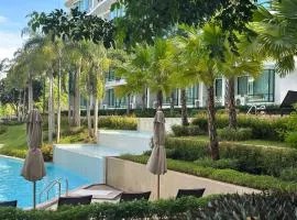 Apartment in 5 hotel with sea view and waterpark