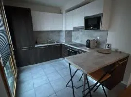 STUDIO Etoile 74