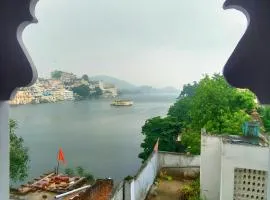 Jungle by sturmfrei Udaipur