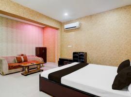 HOTEL O YASH RAJ PALACE，位于Rāe Bareli的酒店