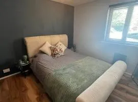 1 Bed Flat - Walton-on-Thames