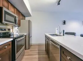 Perfect Jacuzzi Suite at Highland