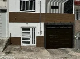 Casa muy cómoda de 2 pisos en zona muy tranquila