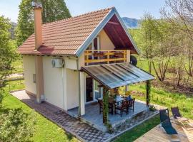 Holiday house with a parking space Srb, Zagora - 24378，位于Srb的酒店