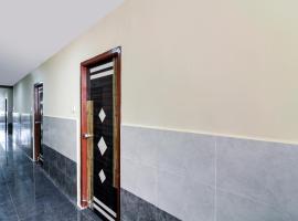 Super Hotel O New Cyber Grand Madhapur，位于海得拉巴的酒店