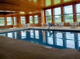 River Hill Inn & Suites