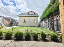 Private Laneway Retreat