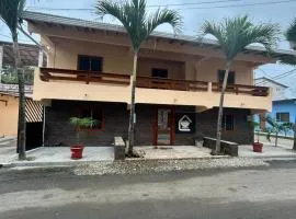 La Casa Naranja Bed and Breakfast