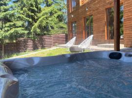 2TowersCabin，位于马里瑟尔的酒店