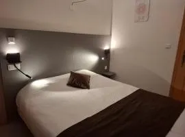 Logis Hotel Restaurant Auberge Les Rives de l'Arzon