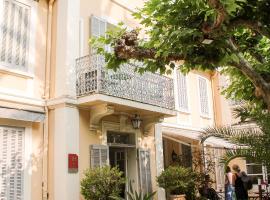 Hôtel Bon Abri - Maison Sanaryenne，位于滨海萨纳里的酒店
