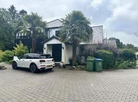 Highcroft House