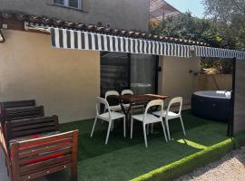 L'Escale，位于梅勒伊的酒店