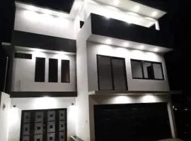 De León Home, a 4 minutos del aeropuerto