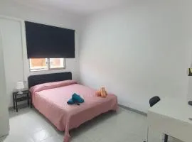 Céntricas, Tranquilas y Acogedoras Habitaciones de Matrimonio en Vivienda Compartida