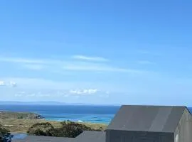 UMI surf yoga house Doniños beach