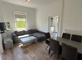 zentrale 3 Zimmer 73 m2 Ferienwohnung mit Terrasse