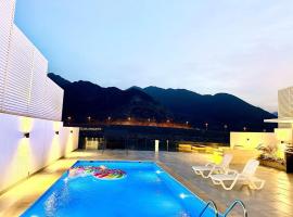 Lux 3BR Villa, Sea Views & Pool，位于Sharm的酒店