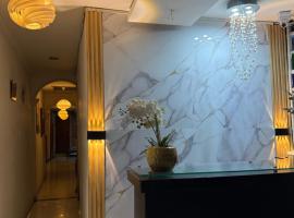 Hotel Balcony，位于波帕扬的酒店