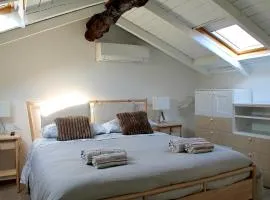 Attic in the heart of Como - Kiko's Attic