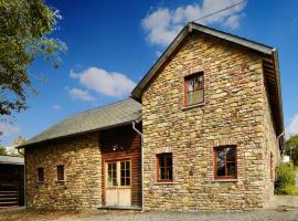Cozy holiday home in Ennal - Grand-Halleux，位于Ennal的酒店