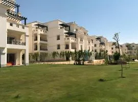 شاليه بحديقة قريه اركو لاجون العلمين الساحل الشمالي