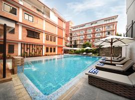 Temple Himalaya Hotel & Spa，位于博卡拉的酒店