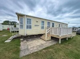 Brilliant 6 Berth Caravan For Hire At Sunnydale Park In Skegness Ref 35076Af
