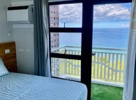 Little Qing and the Sea