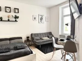 Ruhige Wohnung am Bahnhof - gemütlich, zentral, mit Küche