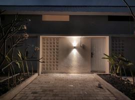 Mezzanine In Sanur Harbour，位于登巴萨的酒店