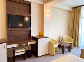 Palace Lake Mezotermale，位于维纳斯的酒店