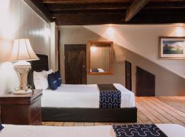 Capital O Hotel Villa Azura，位于特卡特的酒店
