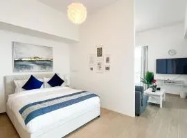 Luxury Jr. 1BR in Mayan Yas Island